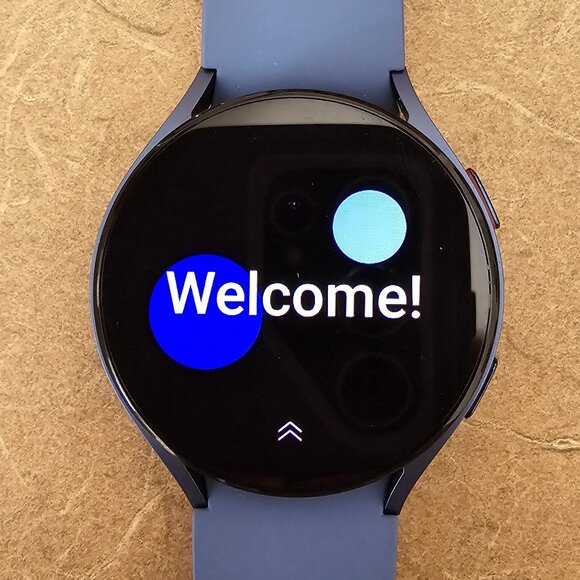 44mm Galaxy Watch 5 in blue - Picture 1 of 8